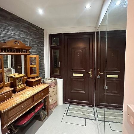 London Charm - Comfortable Room In Spacious House Eksteriør billede