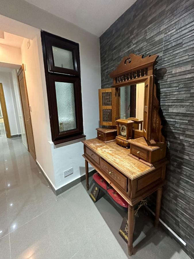 London Charm - Comfortable Room In Spacious House Eksteriør billede